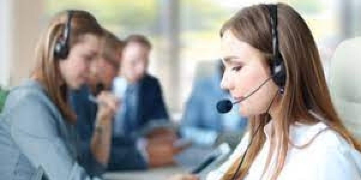 How Call Center Services in Canada Are Transforming Customer Care