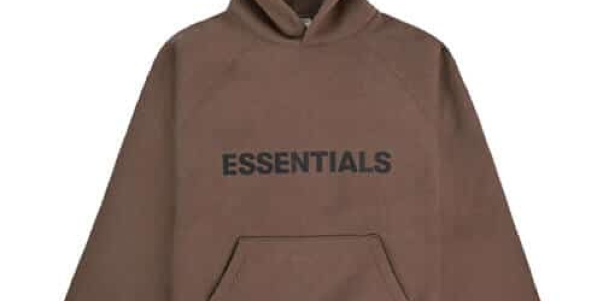 The Ultimate Guide to the Essentials Hoodie: Style, Comfort, and Versatility