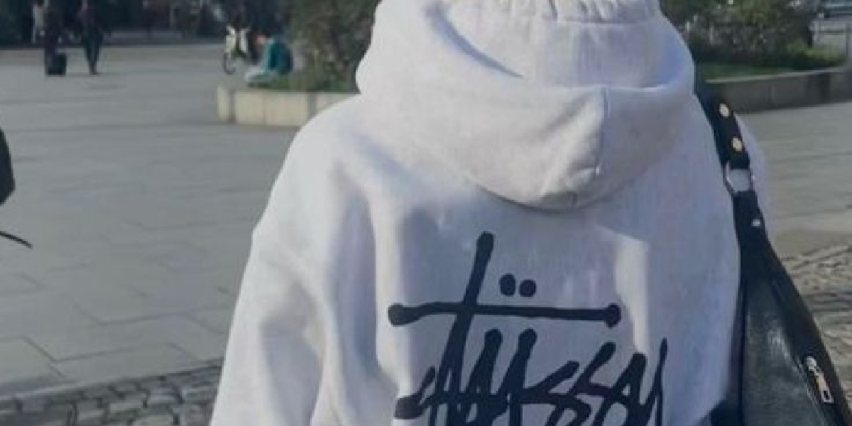 Why Everyone’s Rocking a Stüssy Hoodie in 2025